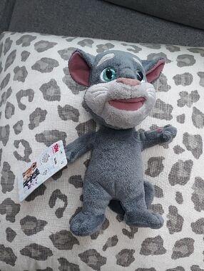 NWT Talking Tom & Friends Plush